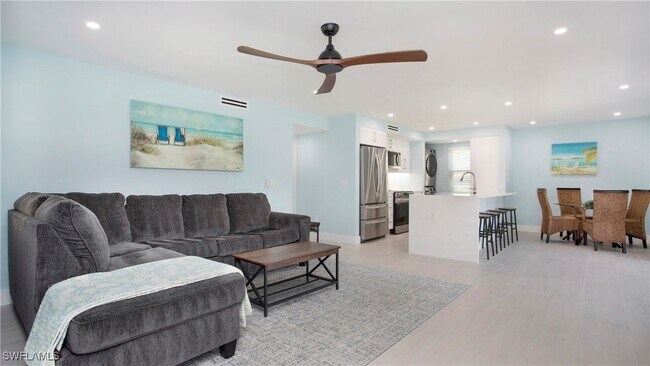 Building Photo - 1155 Sandpiper St Unit C7