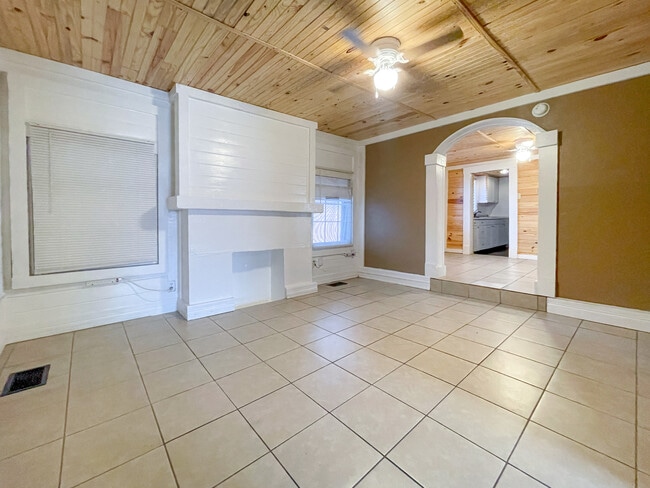 Photo - 3717 N 23rd St