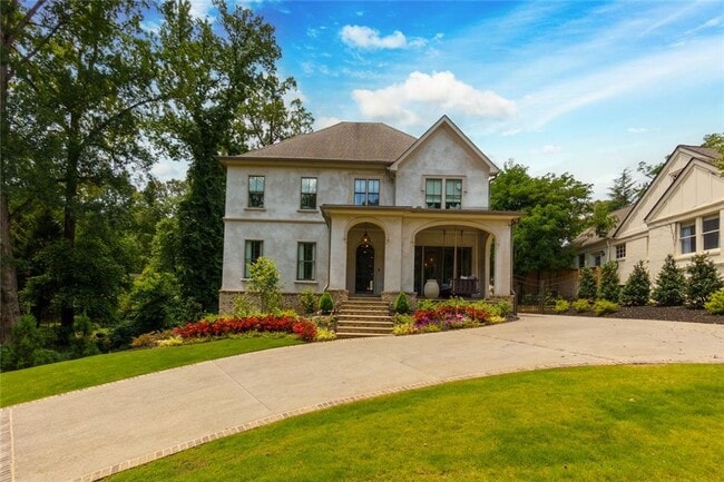 Photo - 91 Park Cir NE