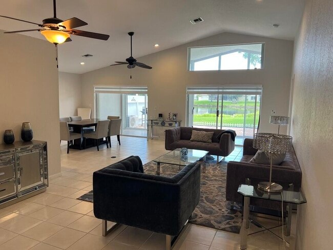 Photo - 10596 Sunset Isles Ct