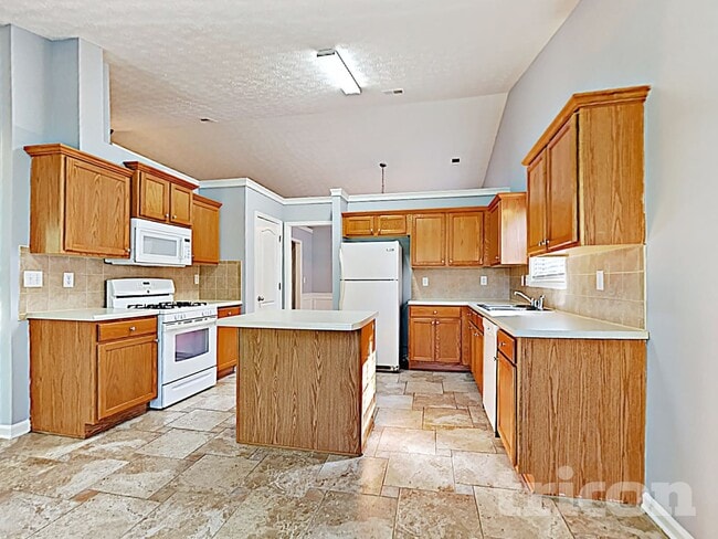 Photo - 3206 Millash Run NE