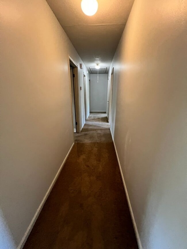 Photo - 3BD/ 2BA W Fredericks Street