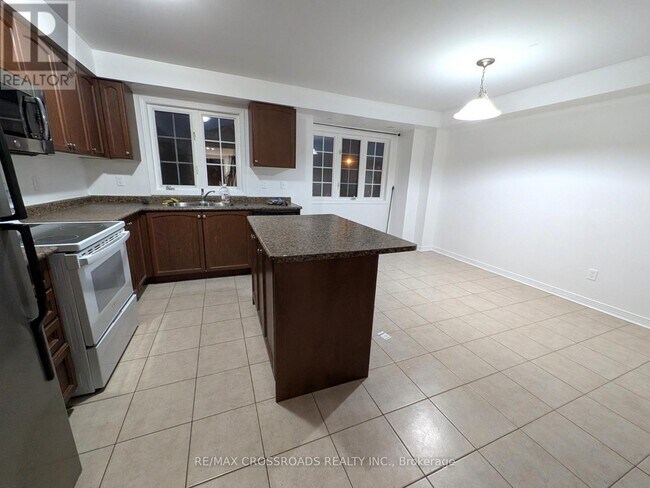 Photo - 21 Wilkes Crescent