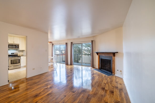 Photo - 7020 Barrington Ct Unit 203