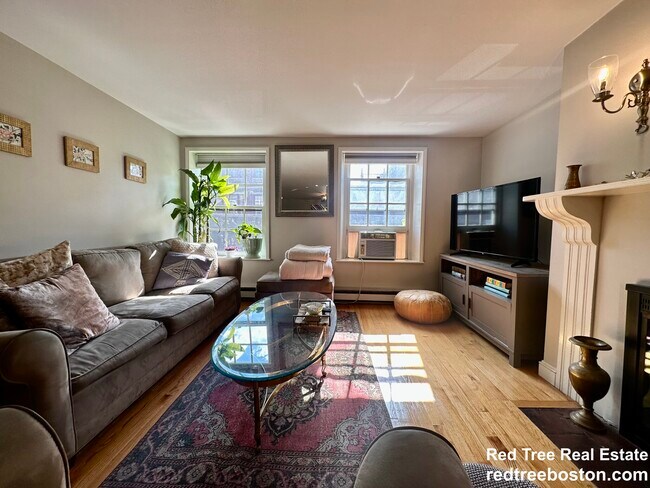 Photo - 37 Charles St Unit 2