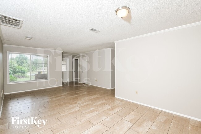 Photo - 2278 Hialeah St