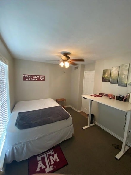 Photo - 300 Cooner St