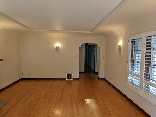 Photo - 316 Park Ave Unit 316 Park Avenue