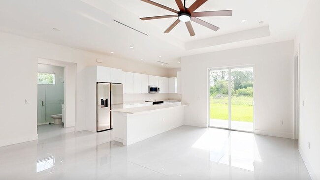 Photo - 6108 Stratton Rd