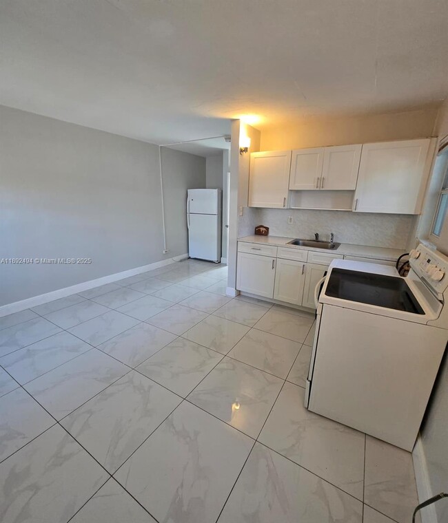 Photo - 426 NW 14th Ave Unit 1