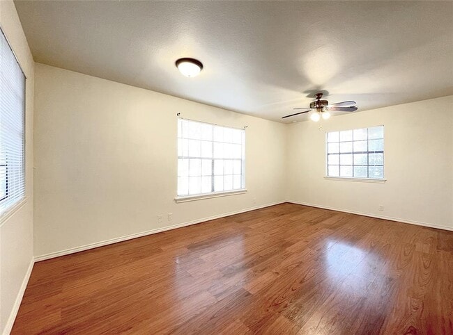 Photo - 1903 E 20th St Unit 201