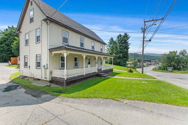 Building Photo - 180 Main St Rental