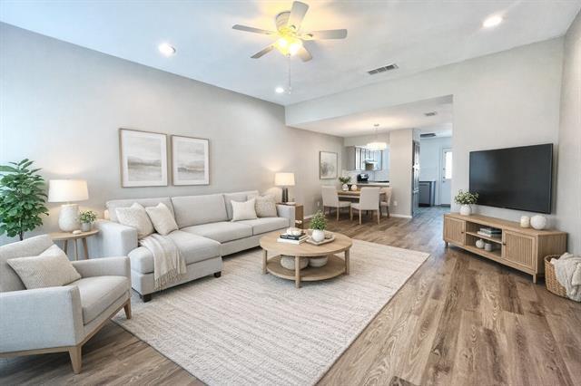 Photo - 2403 Kingsford Ct