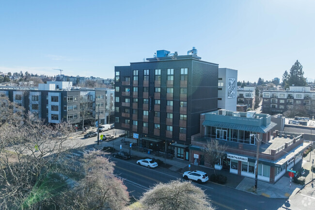 6860 E Greenlake Way N Seattle, WA 98115-5417 - Dockside Apartments
