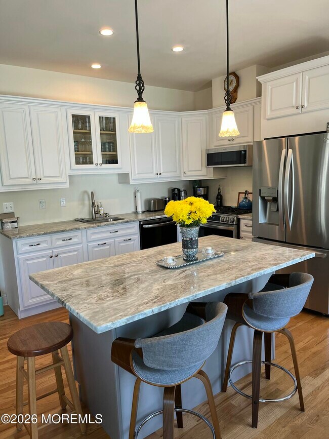 Photo - 131 Avenel Blvd