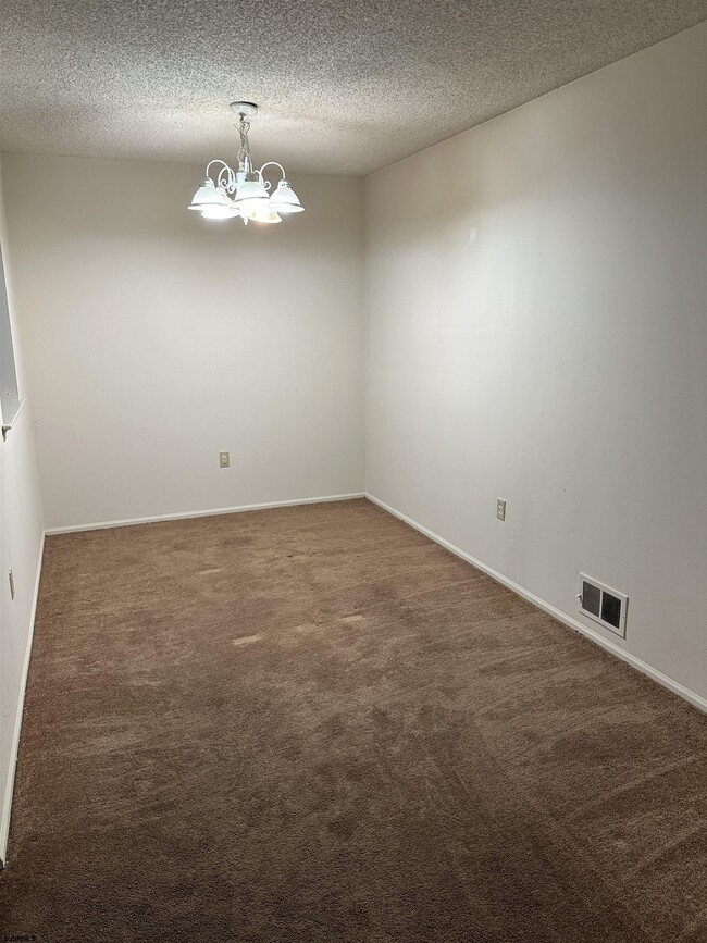 Photo - 110 Iroquois Dr Unidad 110