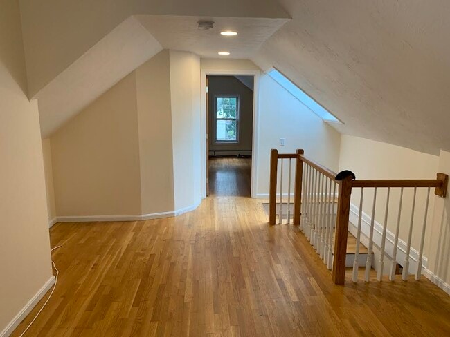 Building Photo - 26 Foster St Unit 2T