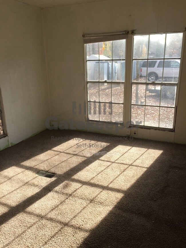 Photo - 1331 Georgia 92