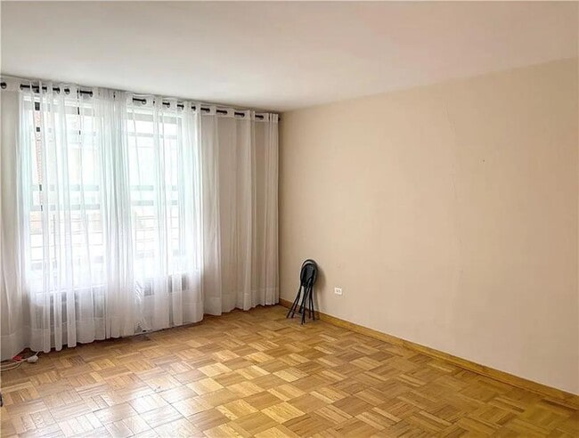 Photo - 2299 E 13th St