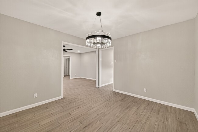 Photo - 4955 Wigton Dr