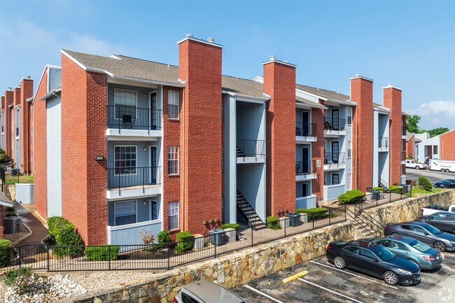 Building Photo - 7610 Cameron Rd Unit 2026 Rental