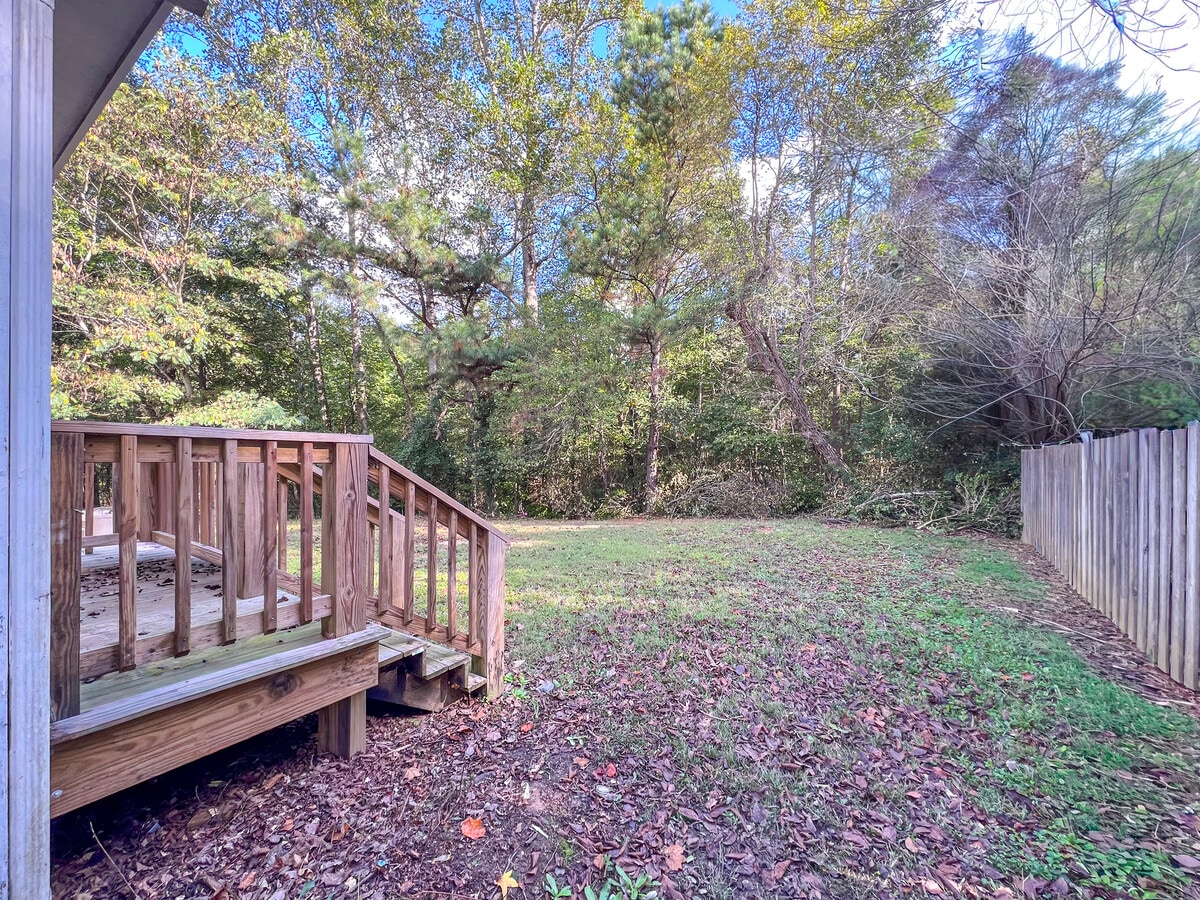 Photo - 33 Fox Hill Dr