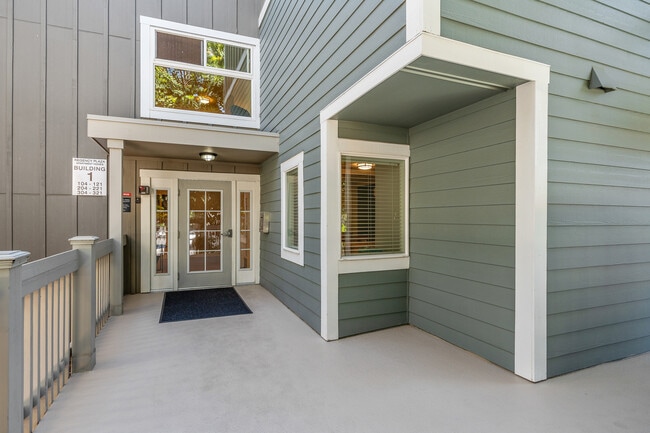 RPA Exterior Entrance (4) - Regency Plaza Apartments