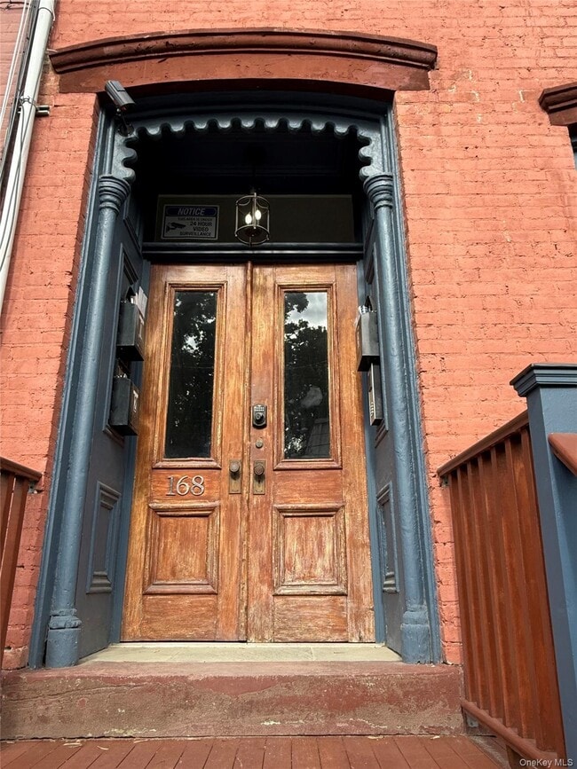 Building Photo - 168 Lander St Unit 3