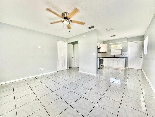 10812 Hannaway Dr