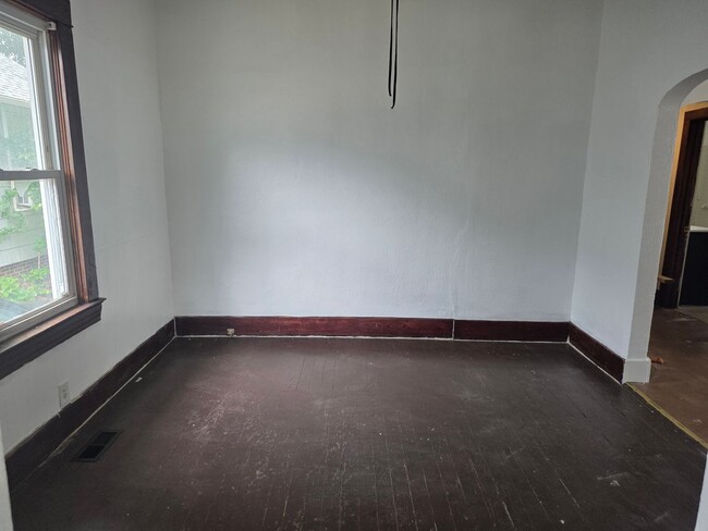 Photo - 2 Bedroom 1 Bath Home $1000.00