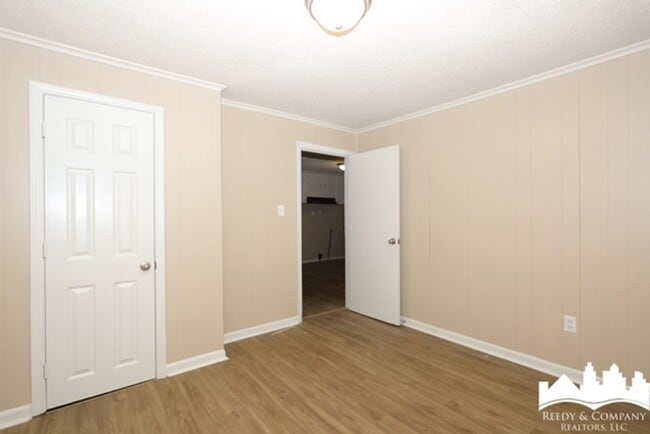 Photo - 4046 New Willow Rd