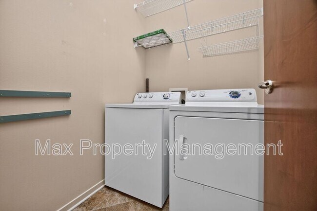 640 S 50th St Unit 2203