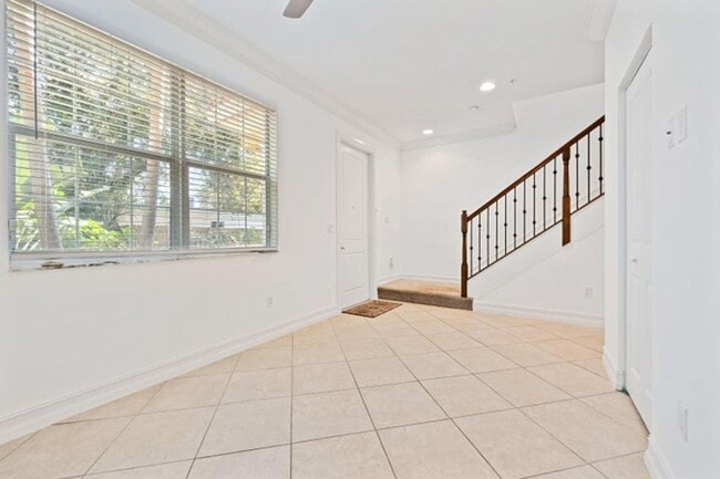 Photo - 222 S Federal Hwy