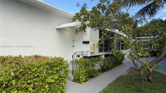 Photo - 808 84th St Unit 808