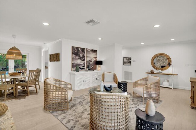 Photo - 1945 Anglers Cove