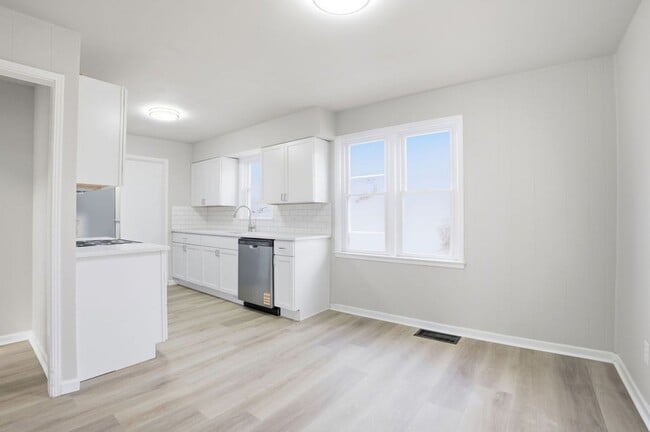 Photo - Updated 2 Bed, 1 Bath Home with Modern Finishes & Off-Street Parking