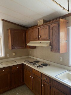 Photo - 1042 Poquonnock Rd