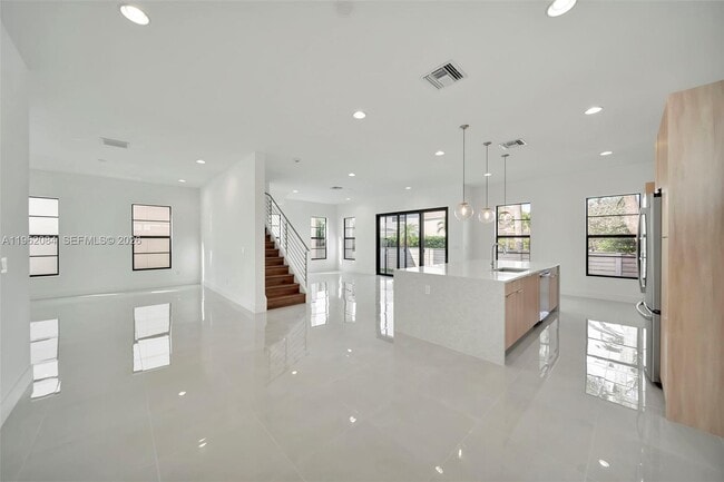 Photo - 1427 SW 23rd St