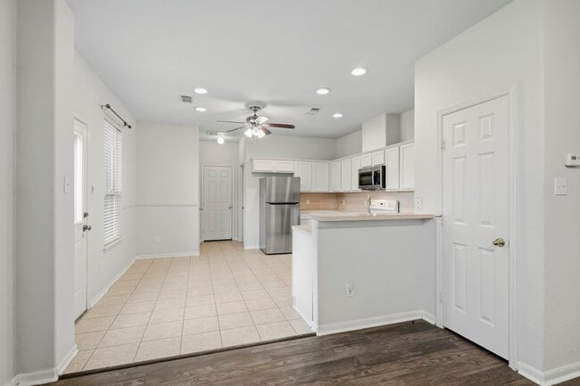 Photo - 3039 Orange St