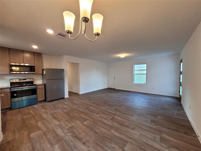 Building Photo - 12946 Sorrento Bay Dr