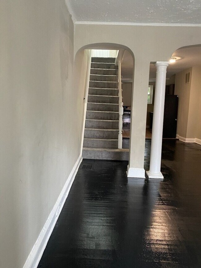 Photo - 2425 Druid Hill Ave