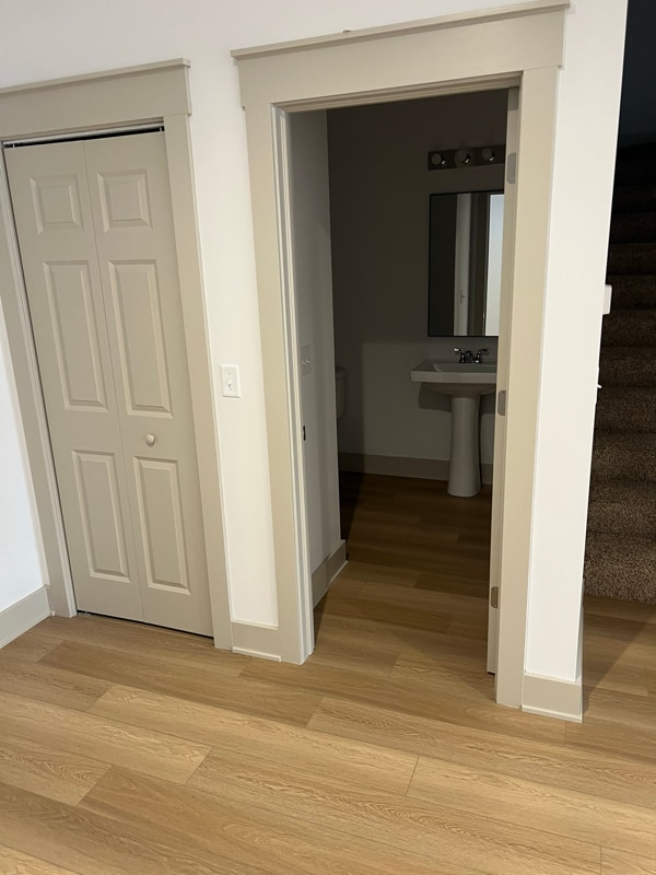 Photo - 430 Stewart Ct