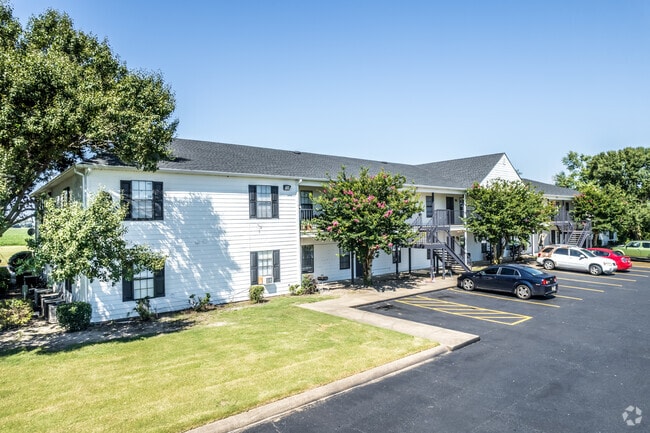 Greenway Apartments