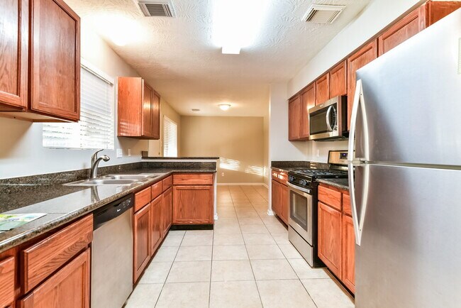 Photo - 6803 Hedgewick Dr