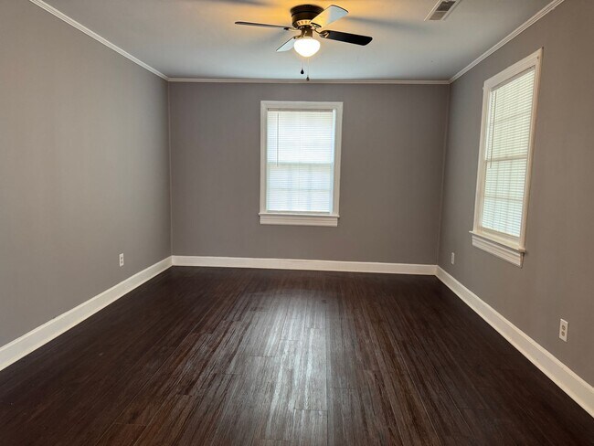 Photo - 709 E Vernon Ave