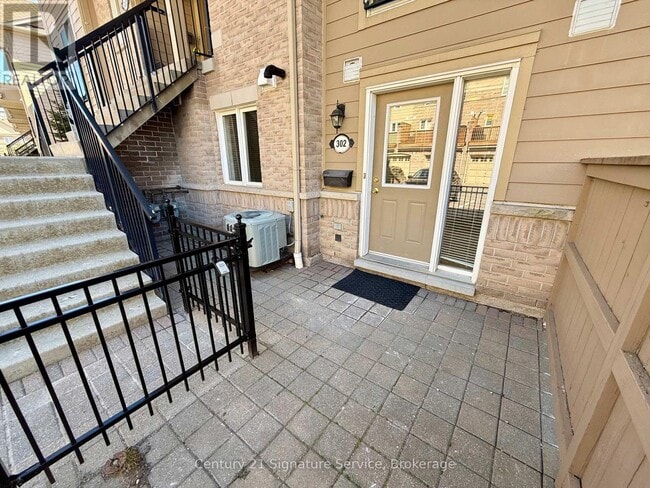 Photo - 4975 Southampton Dr