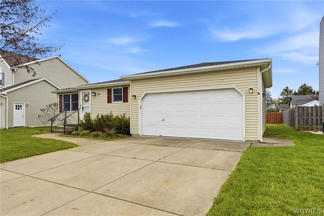 Photo - 294 Summit Blvd
