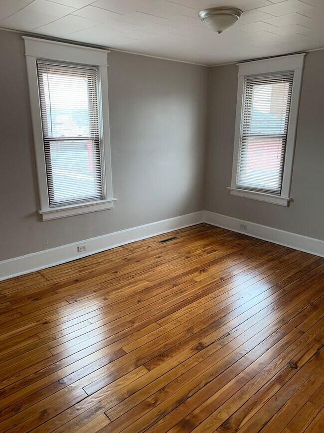 Photo - 1252-1254 Blair Avenue Unit 1252 Blair Avenue