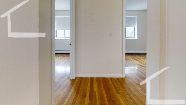 Photo - 2Br/1Bth, Great location, easy access to Mass Pike.  MUST SEE!!