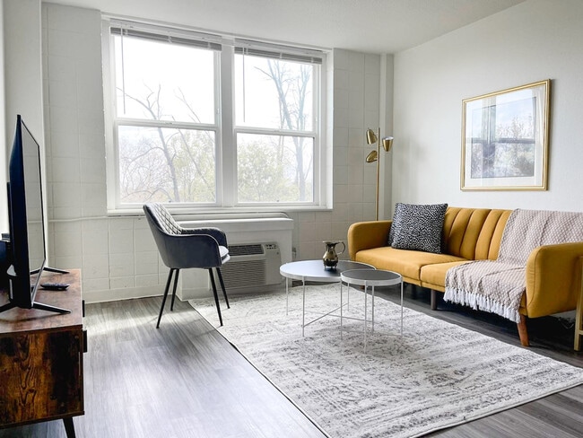 Photo - 2515 Burnet Ave Unit SI ID1036752P